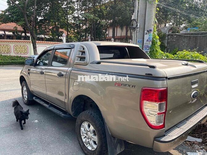 Ford Ranger 2015 Số sàn Vàng cát