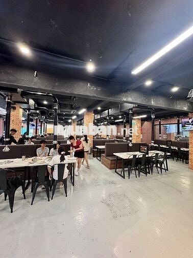 Cho thuê MT 1A đồng Nai Q10, 20x20m, 190 triệu