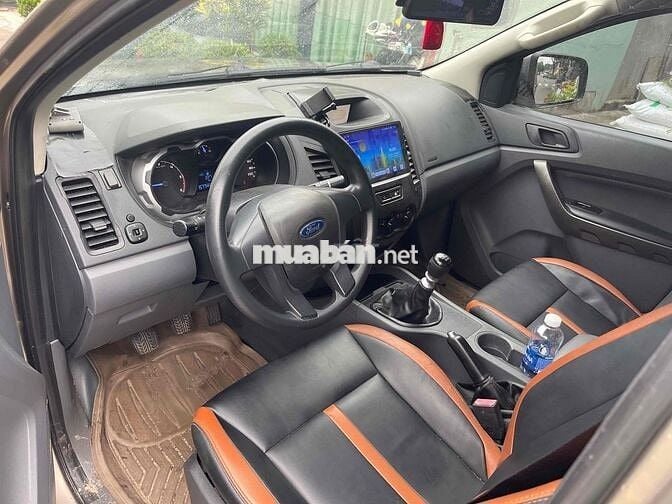 Ford Ranger 2015 Số sàn Vàng cát