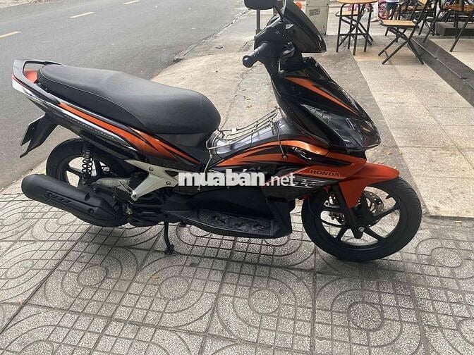 Honda Air Blade THÁI Thể thao màu Đen cam