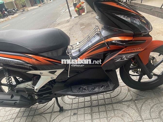 Honda Air Blade THÁI Thể thao màu Đen cam