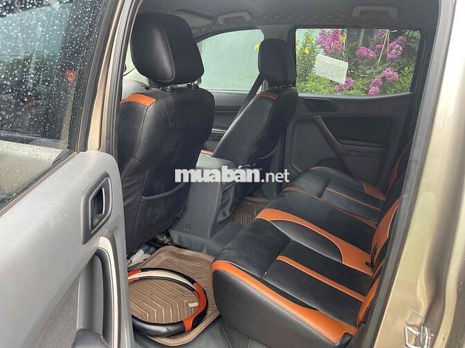Ford Ranger 2015 Số sàn Vàng cát