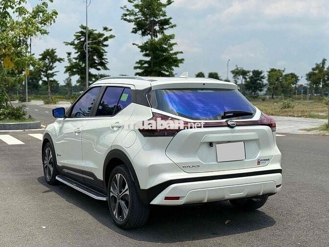 Nissan Kicks 2023 - Màu :  Trắng - Odo : 3 vạn