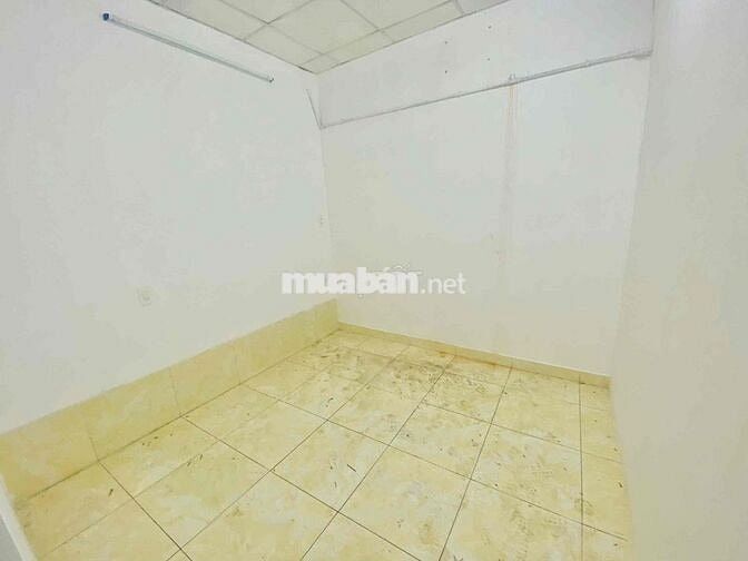 CHO THUÊ MẶT TIỀN ĐƯỜNG 79 TUYẾN KINH DOANH SẦM UẤT Q7