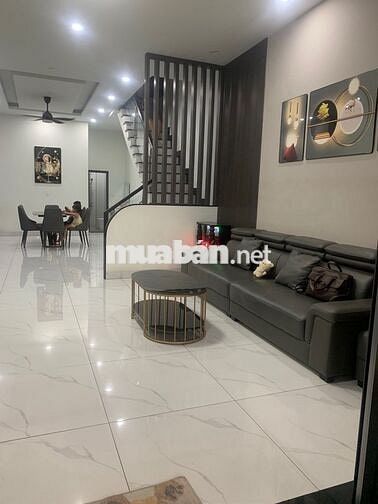 HIẾM.BÁN NHÀ 2 TẦNG MT NGUYỄN CÔNG HOAN.P ĐÔNG HÒA.VỊ TRÍ CỰC VIP