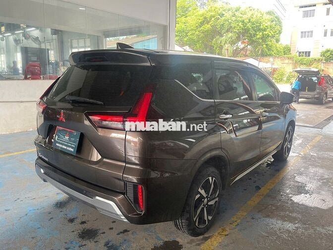 Mitsubishi Xpander Premium 2022 Nâu 7 chỗ