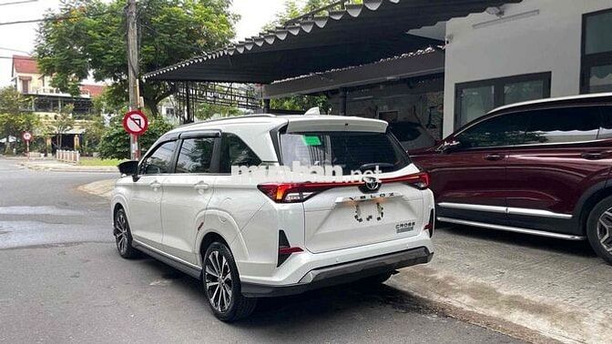 Toyota Veloz Top 2024 Trắng