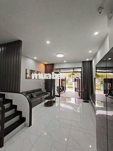 HIẾM.BÁN NHÀ 2 TẦNG MT NGUYỄN CÔNG HOAN.P ĐÔNG HÒA.VỊ TRÍ CỰC VIP