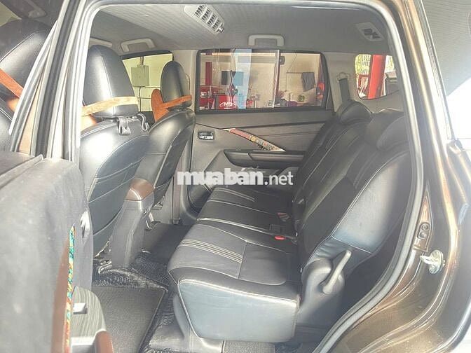 Mitsubishi Xpander Premium 2022 Nâu 7 chỗ