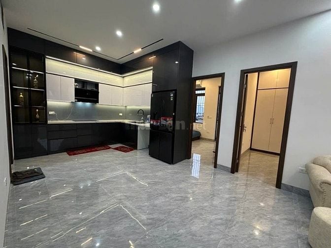 Căn Hộ CC Mặt Phố Thanh Nhàn-Sát Công Viên-DT85m2 (3Ngủ + 2Wc)-Hơn 5Tỷ