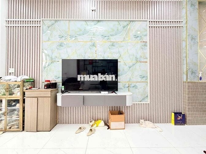 NHÀ KHU ĐỒNG BỘ HT13 BÁN GẤP BAO RẺ NHẤT KHU