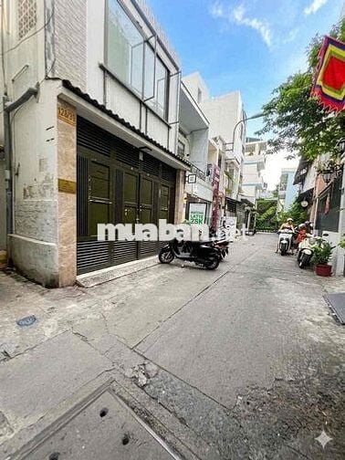 Góc 2 MẶT TIỀN HẺM ĐINH TIÊN HOÀNG P2 Bình Thạnh
