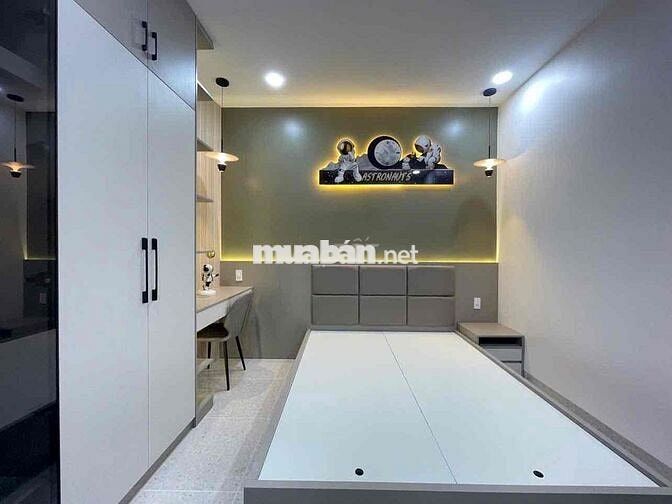 BÁN NHÀ MỚI HẺM XE HƠI ￼FULL NỘI THẤT THANG MÁY THIẾT KẾ XỊN 4PN, 3WC