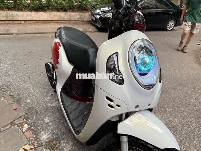 Honda Scoopy 2025 Trắng 5000km cực kỳ là mới