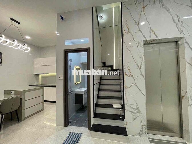 BÁN NHÀ MỚI HẺM XE HƠI ￼FULL NỘI THẤT THANG MÁY THIẾT KẾ XỊN 4PN, 3WC
