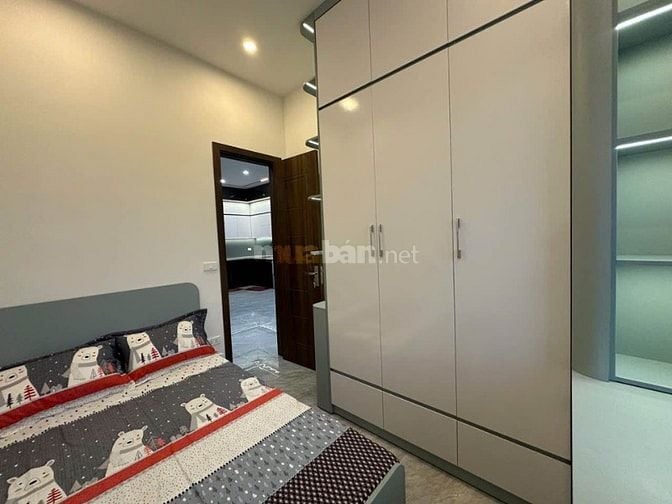 Căn Hộ CC Mặt Phố Thanh Nhàn-Sát Công Viên-DT85m2 (3Ngủ + 2Wc)-Hơn 5Tỷ