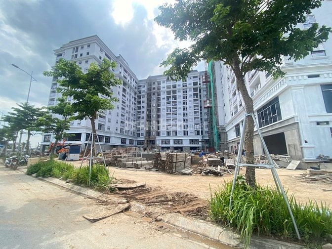 Shop Thương Mại Hausman ngã tư Lê Quang Đạo giá chỉ 10,3 tỷ