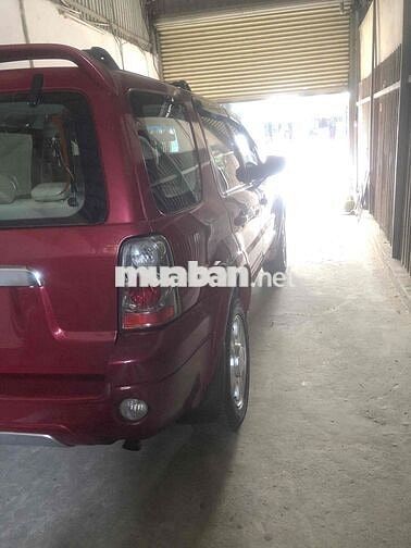 Ford Escape 2005 máy 2.3L chính chủ còn đẹp