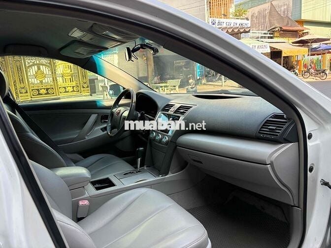 Toyota Camry LE 2007 Trắng Mỹ
