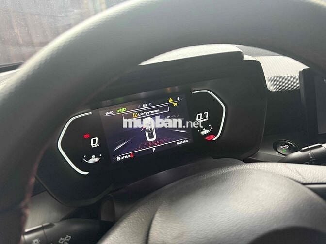 MG MG5 Luxury 2023 84.000 km Xám