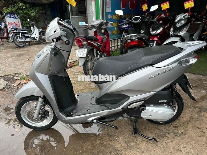 Honda Lead 2018 Bạc