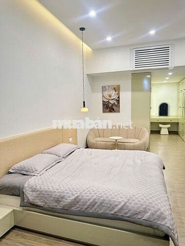 ⭐CHO THUÊ PENTHOUSE 5PN-3WC 209m2 TẠI RIVER PANORAMA NỘI THẤT CAO CẤP