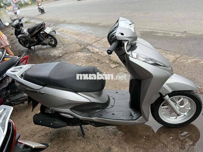 Honda Lead 2018 Bạc