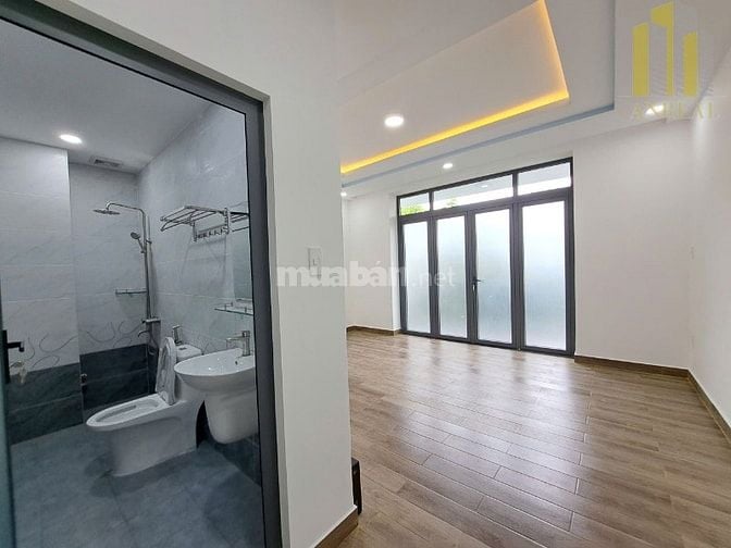 Nhà Mặt Tiền Gần Trần Lựu 5x20m 3 Lầu Có Thang Máy Giá 40 Triệu