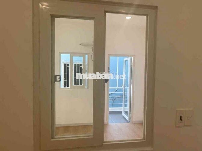 BÁN NHÀ LINH CHIỂU THỦ ĐỨC GẦN MẶT TIỀN VÕ VĂN NGÂN 40M2 GIÁ 3,2 TỶ