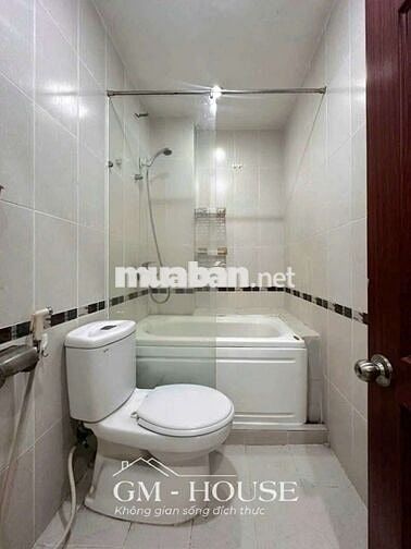 CHO THUÊ 2PN 2WC 1 PHÒNG KHÁCH VIEW LANDMARK 81 FULL NT  TẠI TÂN CẢNG