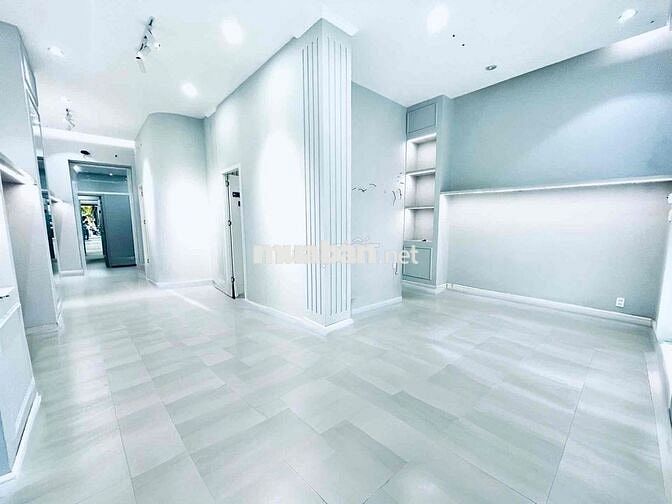 SIÊU PHẨM CHO THUÊ 435B VÕ VĂN TẦN QUẬN 3 -DT 6X18M - 4 TẦNG MỚI ĐẸP