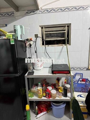 Pass phòng do có việc cần dọn đi ạ Nước : 100k/ng Internet : 80k/phòng