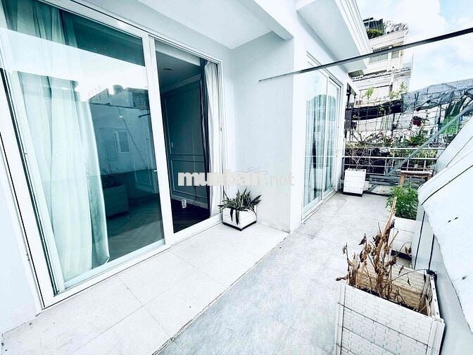 SIÊU PHẨM CHO THUÊ 435B VÕ VĂN TẦN QUẬN 3 -DT 6X18M - 4 TẦNG MỚI ĐẸP