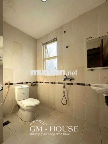 CHO THUÊ 2PN 2WC 1 PHÒNG KHÁCH VIEW LANDMARK 81 FULL NT  TẠI TÂN CẢNG