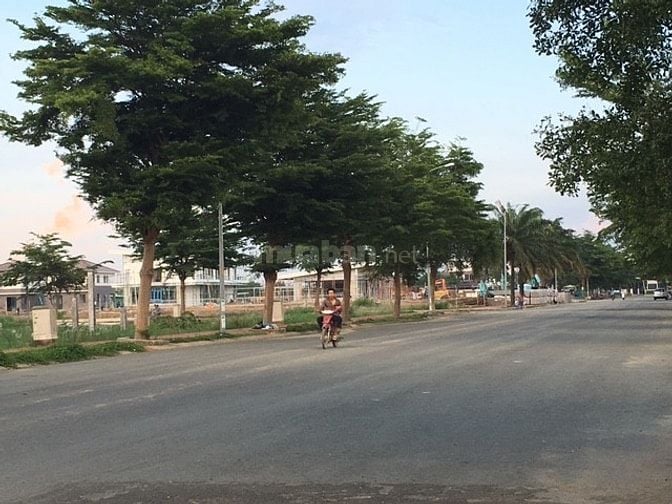 án đất Khu dân cư Nam Long Quận 9, sổ hồng, DT 4,5x20m, dt 7x20m, 240m