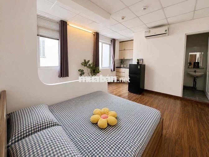 Phòng Studio rộng 30m2 full nội thất gần toà nhà Viettel quận 3