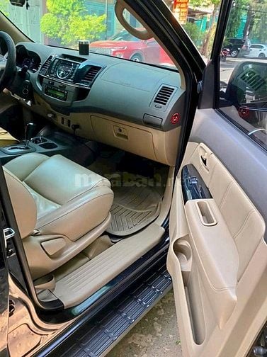 Toyota FORTUNER bản V số tự động đời cuối 2014