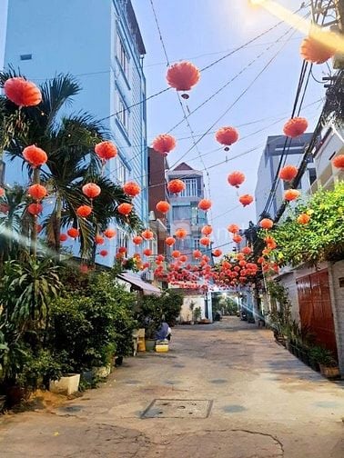 Nhà P7, Phú Nhuận, HXH 6.5m, SHR, không ngập, full nội thất, 6.5 tỷ