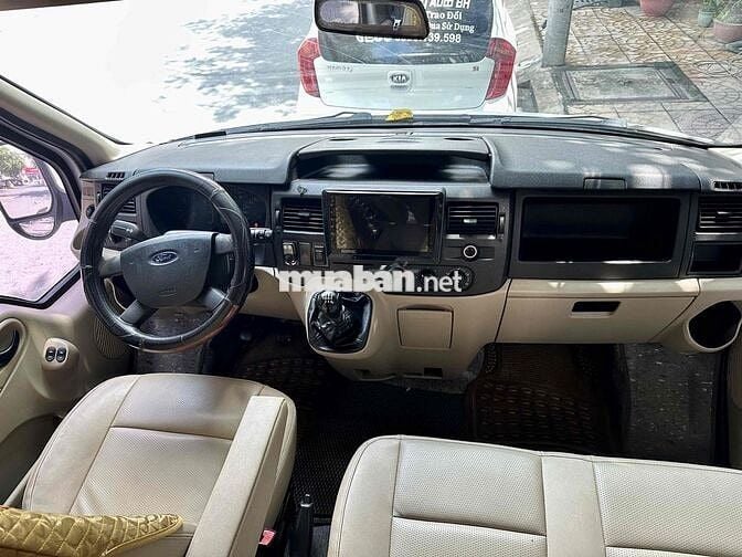 Ford Transit 2016 16 chỗ Bạc Sàn