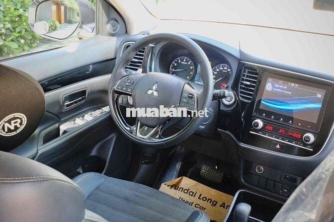 Mitsubishi Outlander 2023 Trắng 49000 km