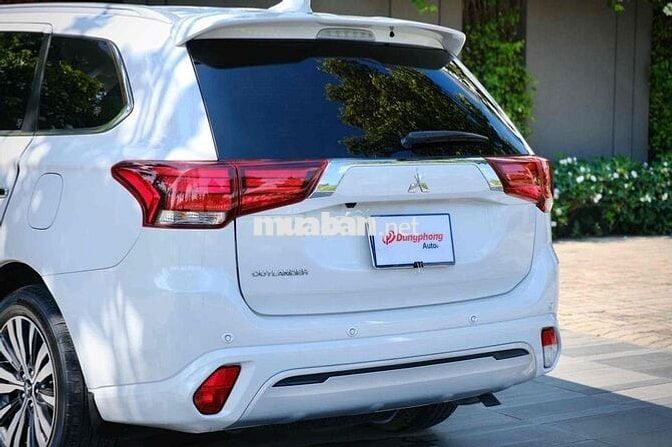 Mitsubishi Outlander 2023 Trắng 49000 km