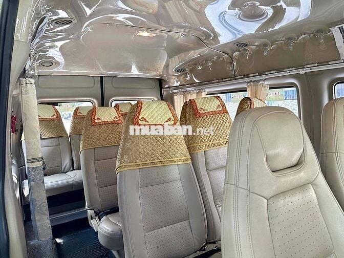 Ford Transit 2016 16 chỗ Bạc Sàn