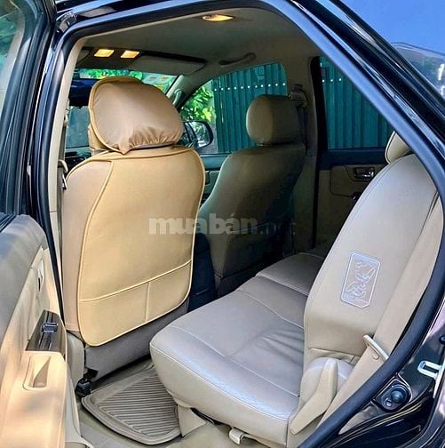 Toyota FORTUNER bản V số tự động đời cuối 2014