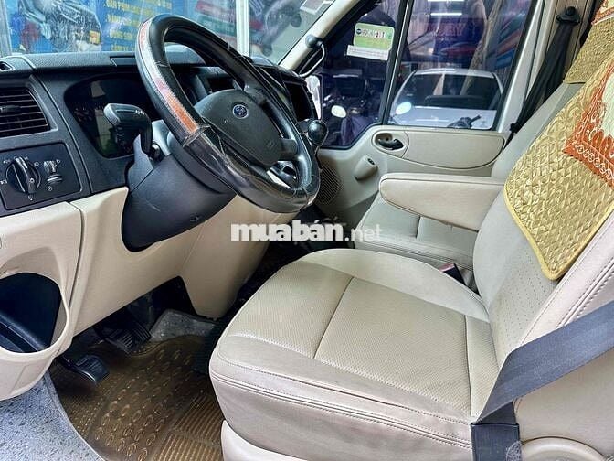 Ford Transit 2016 16 chỗ Bạc Sàn