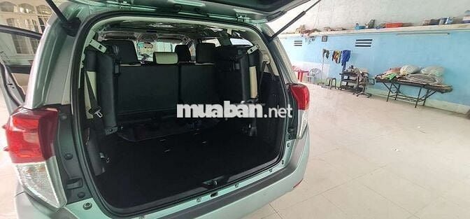 Toyota Innova 2.0G Tự động Ghế da Bạc 7 chỗ
