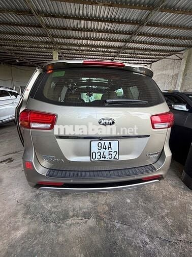 Xe gia đình cần bán