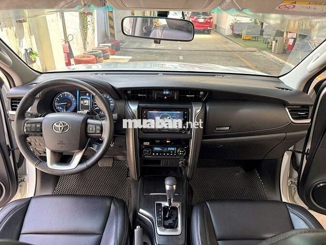 FORTUNER MÁY XĂNG 2025 - TRẮNG NGỌC TRAI - GIÁ TL