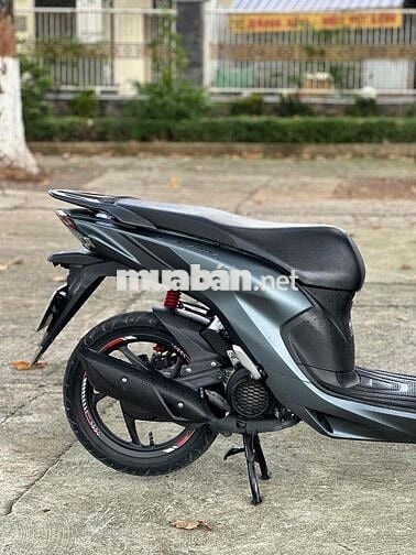 Honda Vision phiên bản bánh lớn Xám 11000 km