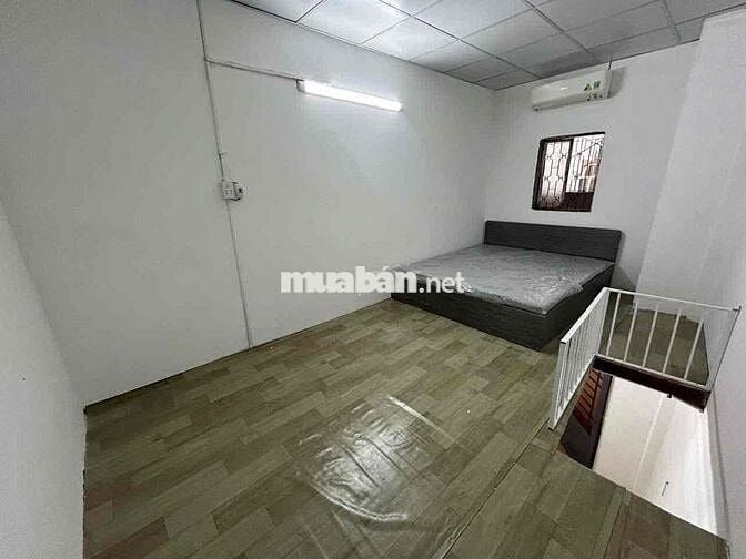 PHÒNG GÁC CAO ĐÚC TẦNG GIÁ RẺ CHO SINH VIÊN GẦN ĐH VĂN HIẾN HUIT