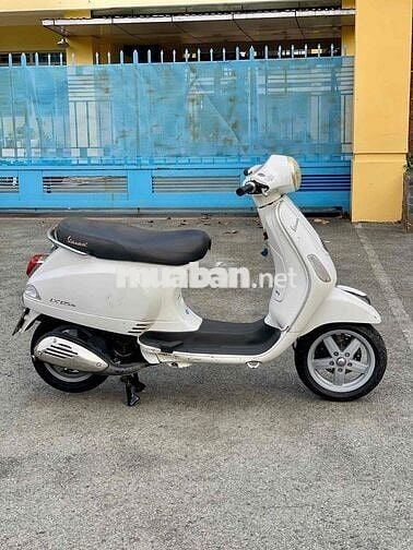 Piaggio Vespa LX 125cc ie 2011 Trắng